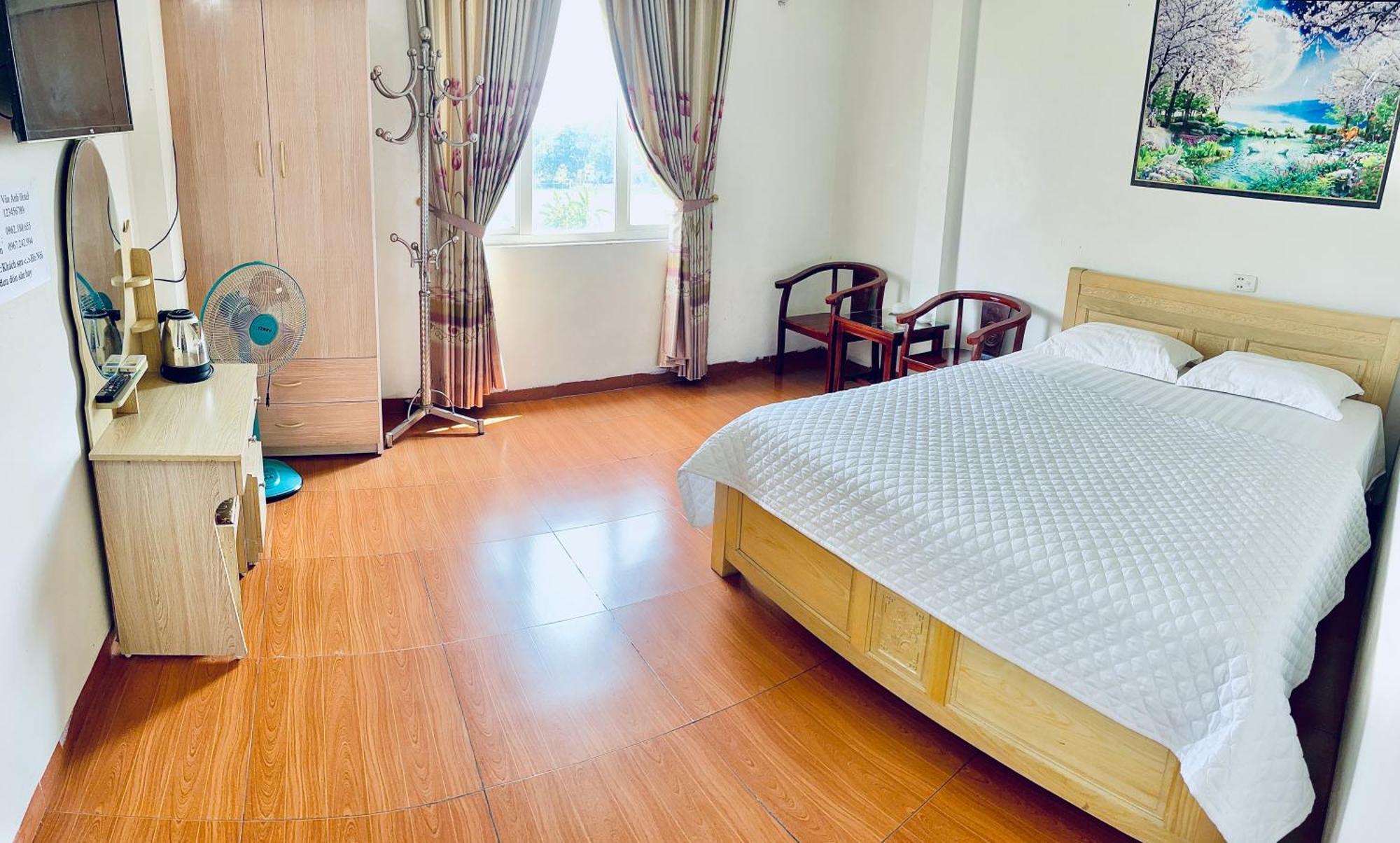 Van Anh Hotel Нойбай Экстерьер фото