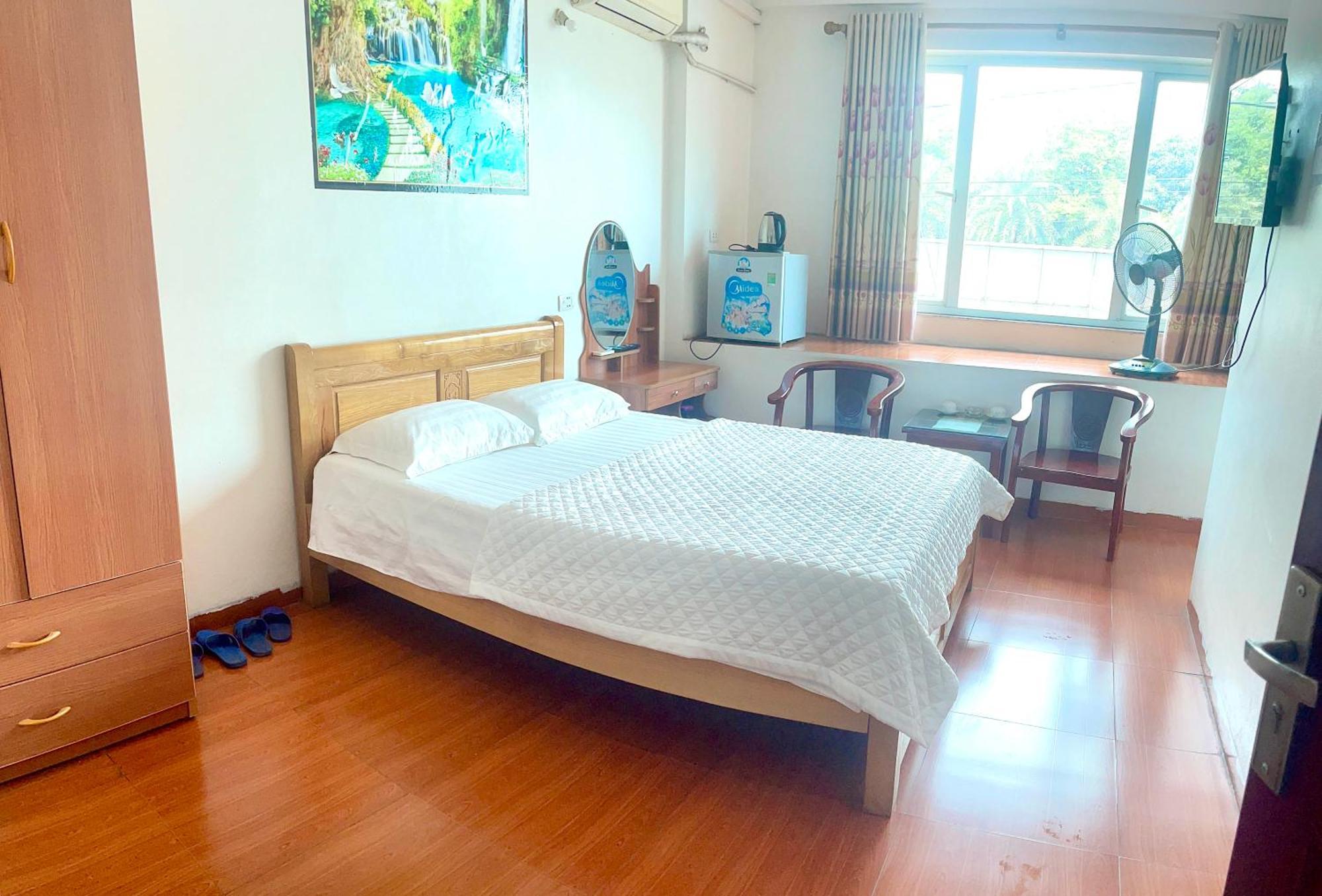 Van Anh Hotel Нойбай Экстерьер фото