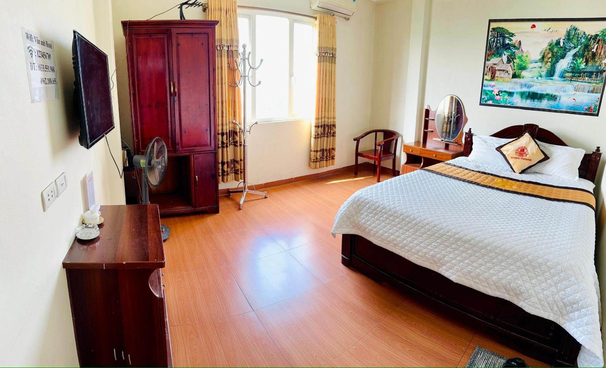 Van Anh Hotel Нойбай Экстерьер фото