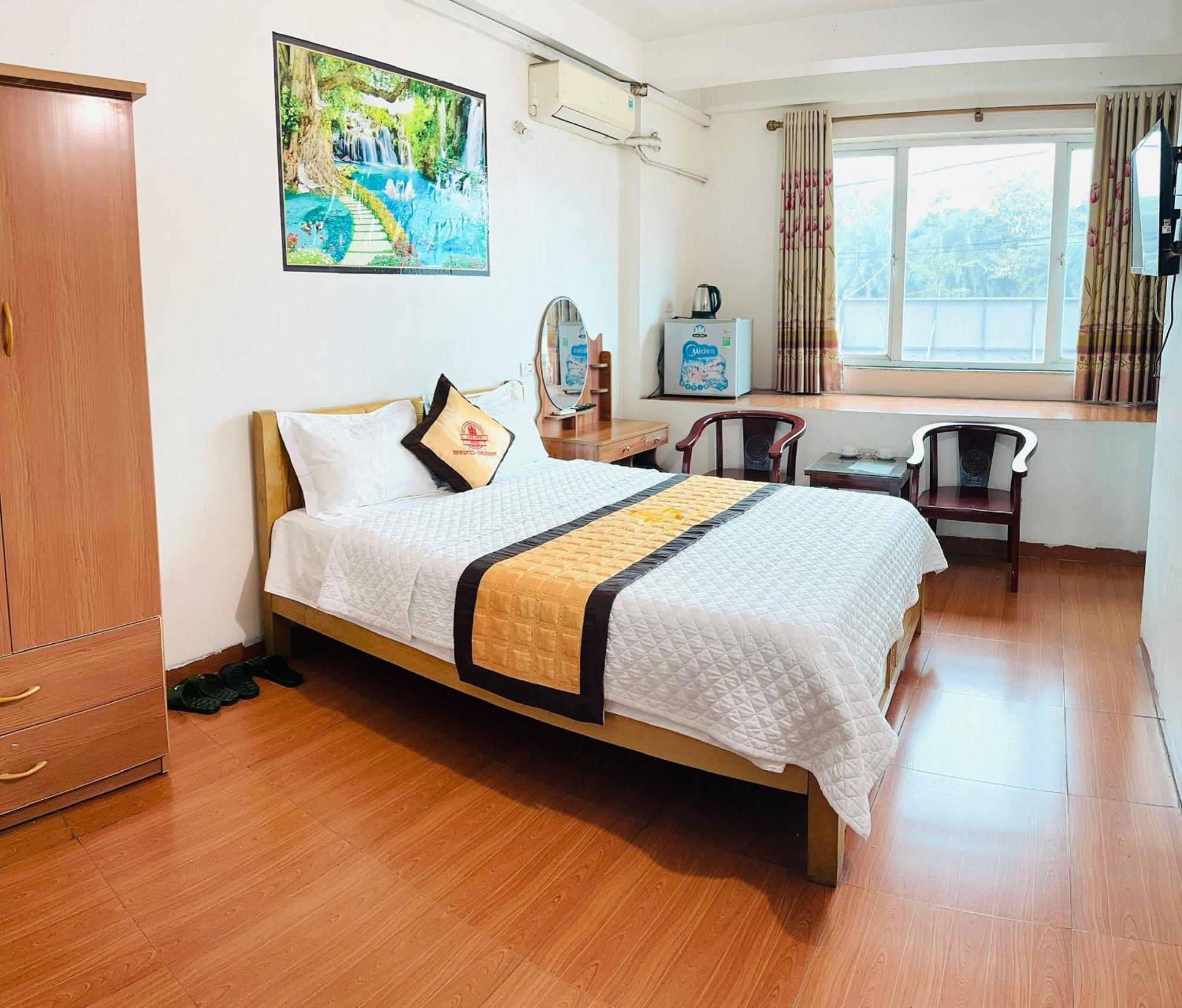 Van Anh Hotel Нойбай Экстерьер фото