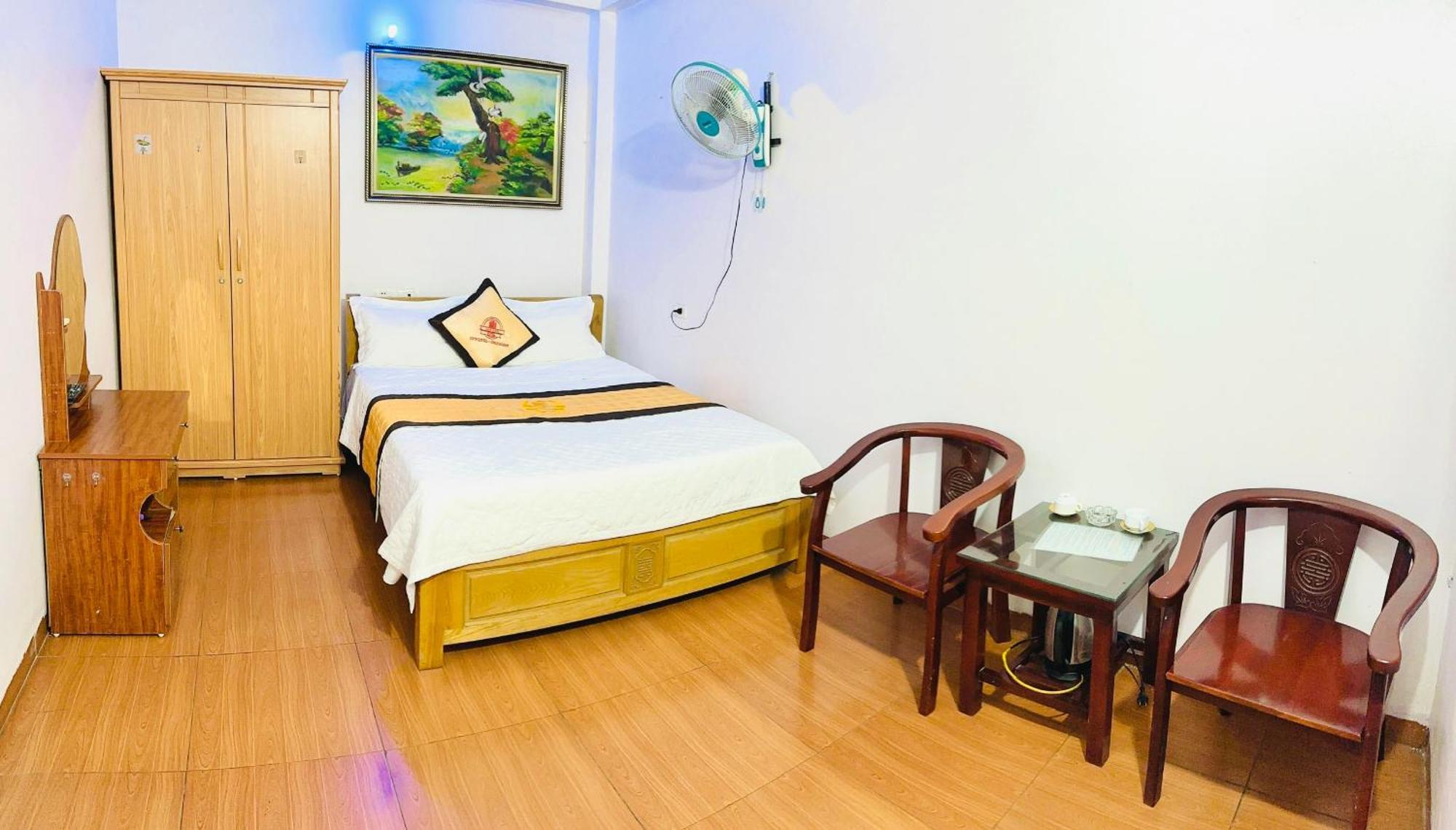 Van Anh Hotel Нойбай Экстерьер фото